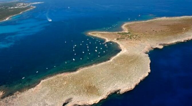 Menorca already exceeds its available boating capacity
